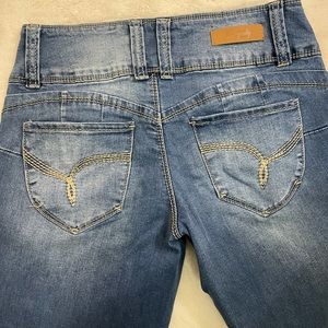 Wanna Betta Butt Skinny Jeans